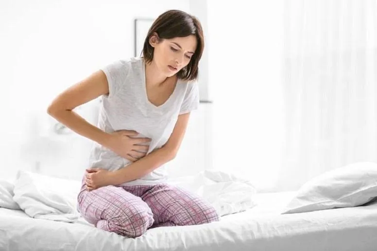 Co to jest refluks żołądka? Przyczyny i objawy refluksu żołądka