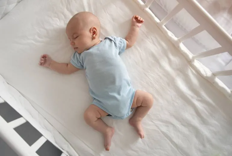 jak ułożyć dziecko do snu