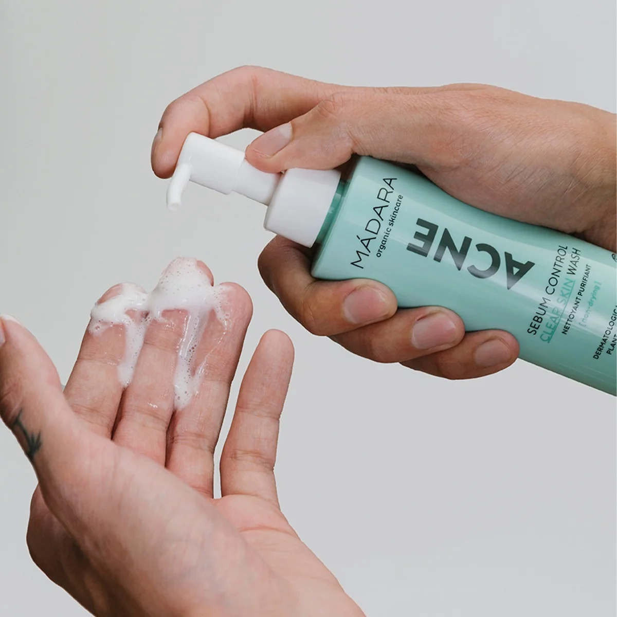 Madara Acne Sebum Control Clear Skin Wash żel do mycia twarzy, 140 ml