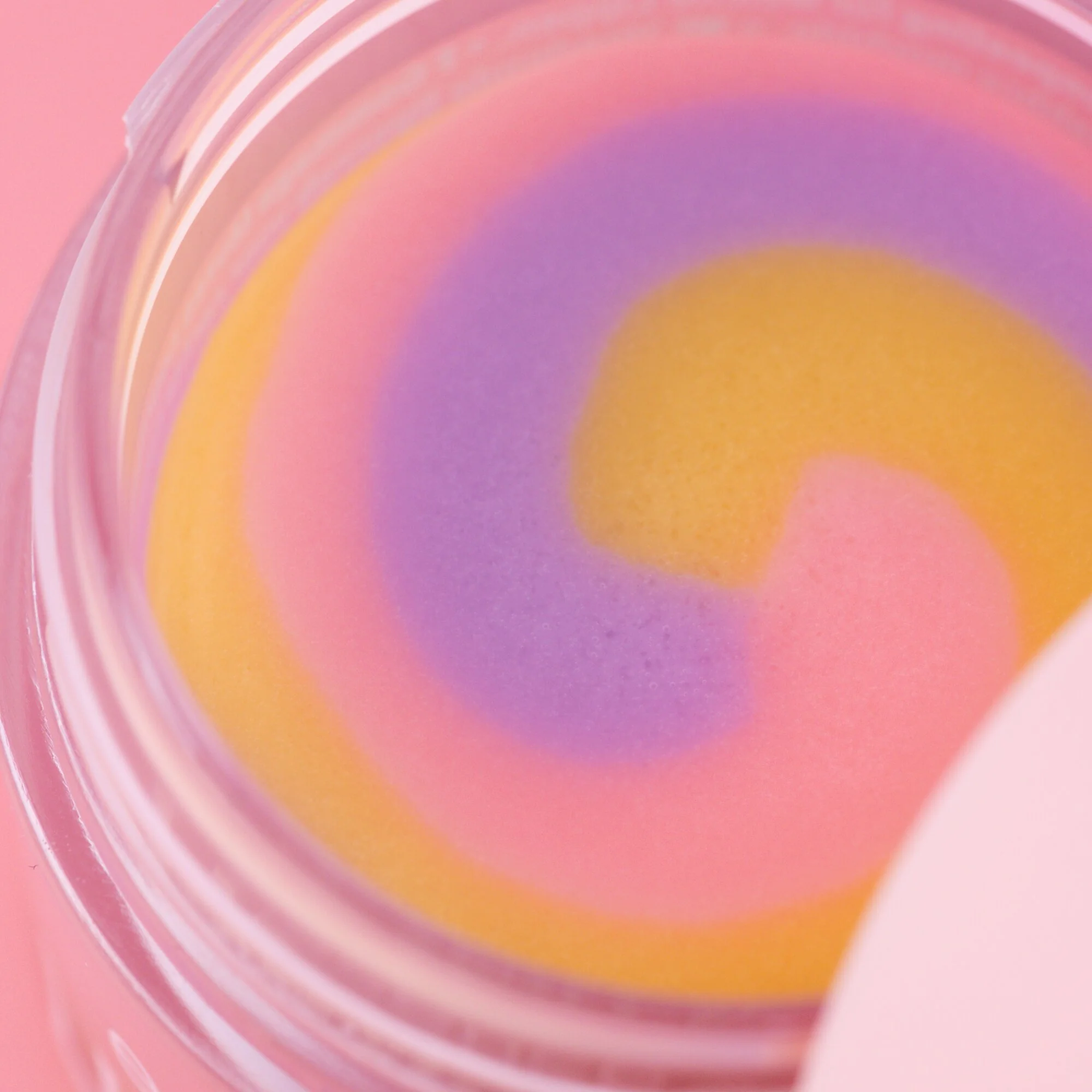 Essence Lip Swirl Sugar Scrub peeling do ust 01, 8 g