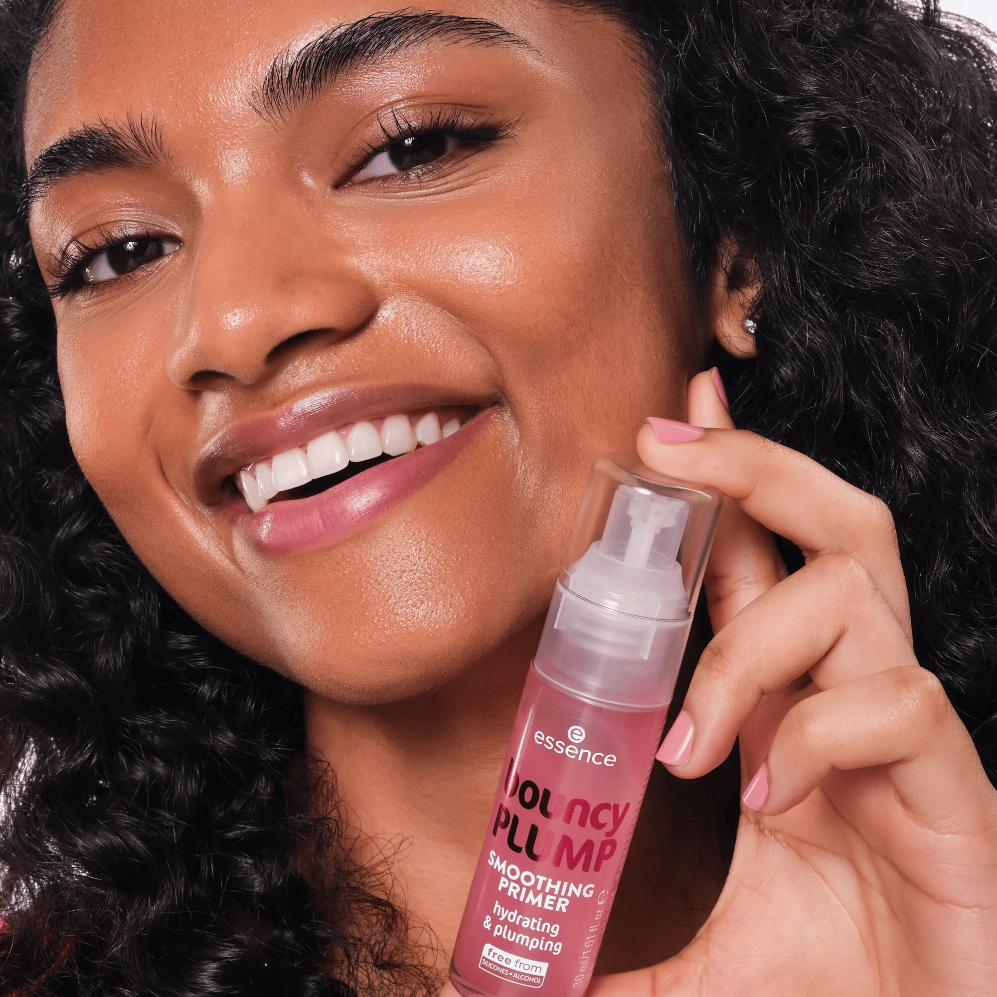Essence Bouncy Plump baza pod makijaż, 30 ml