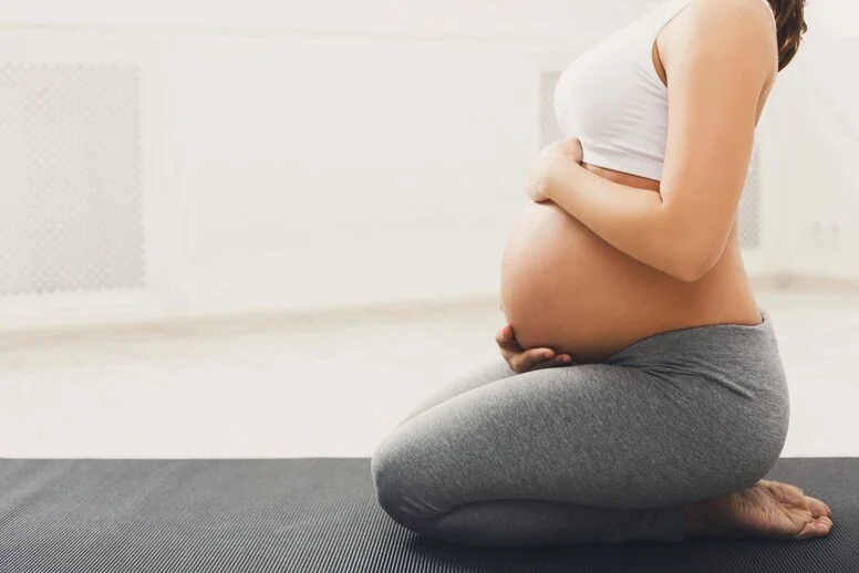 Joga w ciąży 1 trymestr Joga w ciąży 1 trymestr