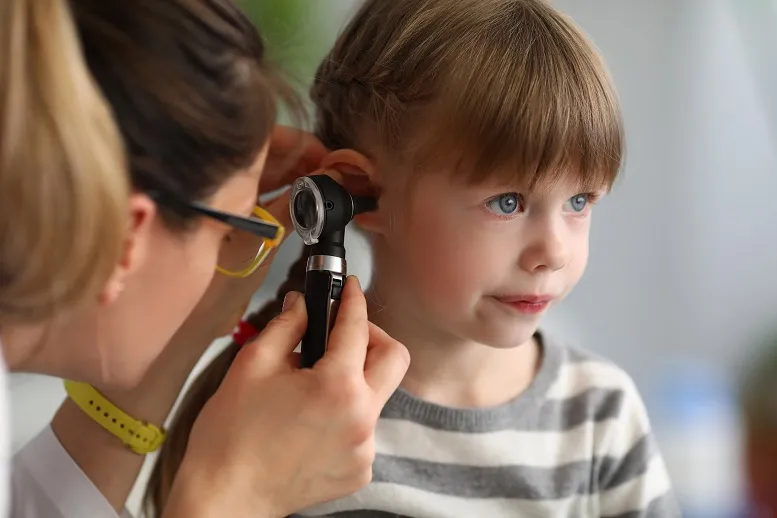Drenaż uszu − leczenie zapalenia ucha u dzieci?