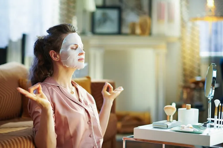 Jak zrobić oczyszczanie twarzy w domu
