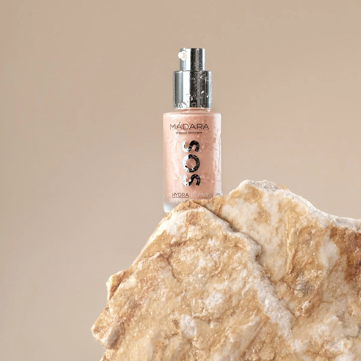 MÁDARA organic skincare SOS Hydra Repair intensywnie regenerujące serum do twarzy, 30 ml