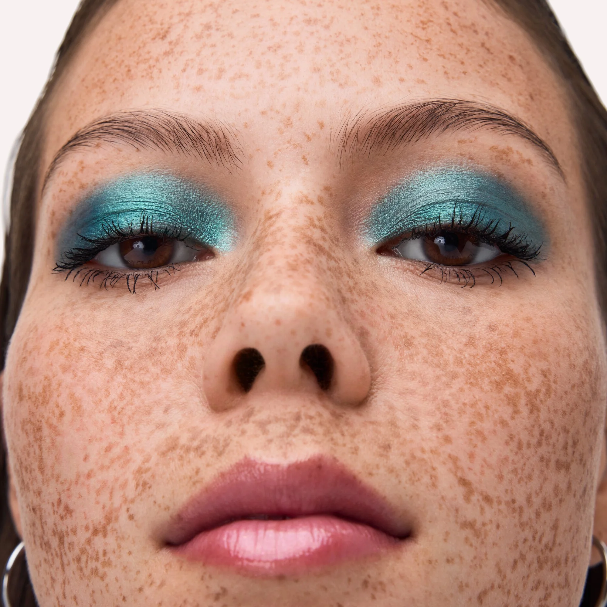 CATRICE Art Couleurs Eyeshadow cień do powiek 430 Pacific Teal, 2 g