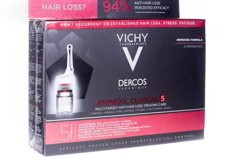 Recenzja Vichy Dercos Aminexil Clinical 5 – jak wypadł test ampułek do włosów dla mężczyzn?