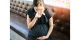 Przeziębienie w ciąży - czy jest groźne? Jak je leczyć?